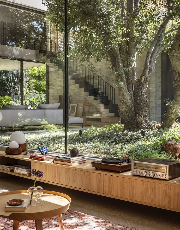 home-decoration-budget-guide - Mustroom interior